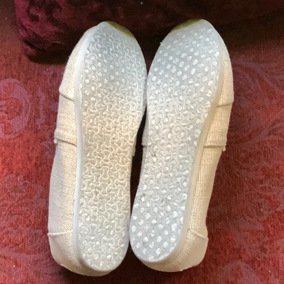 Toms slip on beige linen shoes size 8 - Picture 5 of 8